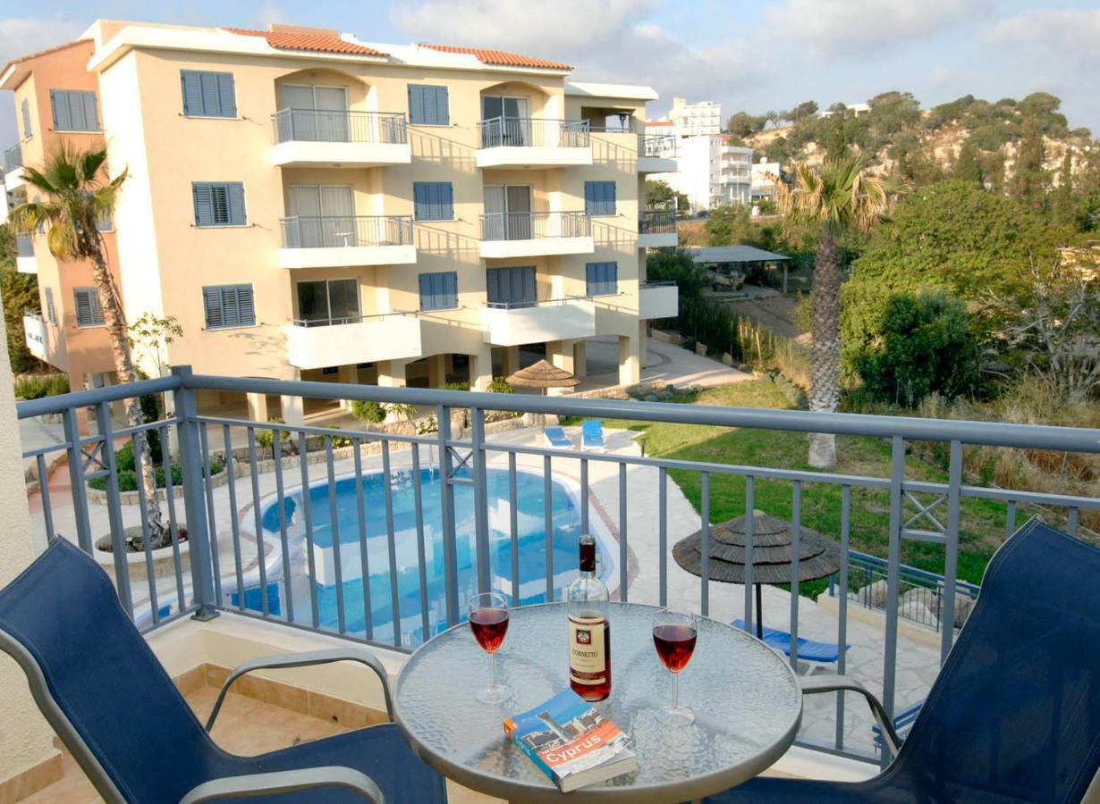 Hermes Gardens Paphos Bagian luar foto
